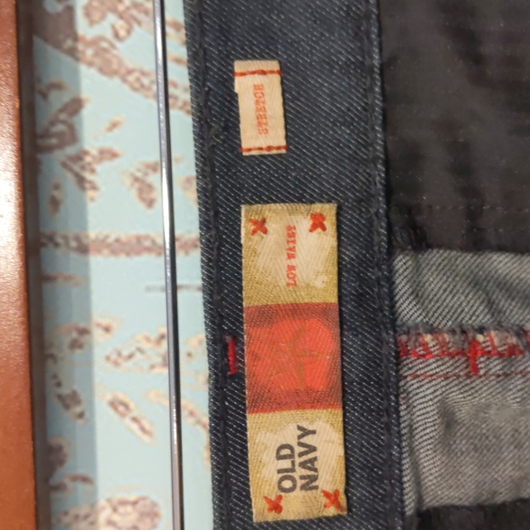 Old Navy Stretch Denim Skirt - Picture 4 of 5